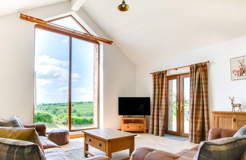 Llangadog House | The Cow Shed - Green Grove
