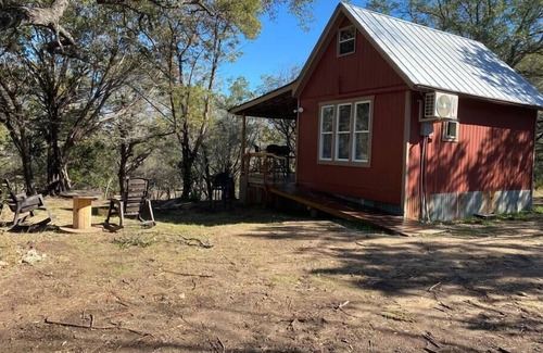 Marble Falls House | Top-Rated Cowboy Cabin at Hamilton Creek with Breakfast