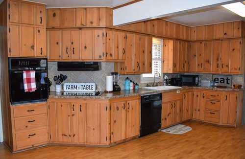 Canyon House | Pet-Friendly Getaway at The Cozy Buffalo near Palo Duro Canyon