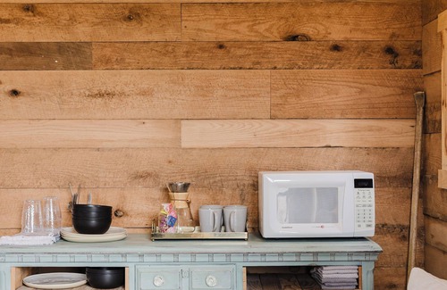 New Carlisle Cabin | The Cozy Canopy