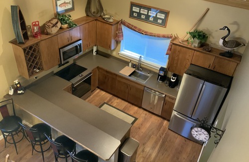 Big Sky Ski Chalet | Warm and Inviting The Cozy Chalet in Gallatin Range