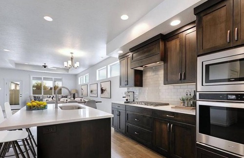 Southeast Boise House | Inviting Boise Home with Kitchen & Pet-Friendly Amenities