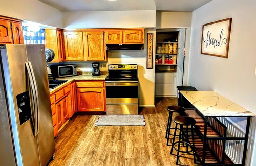 Farmington House | The Cozy Crib
