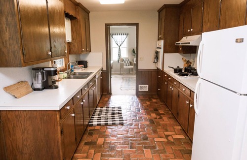 Murfreesboro Other | Experience The Cozy Farmhouse: Perfect for Families & Views