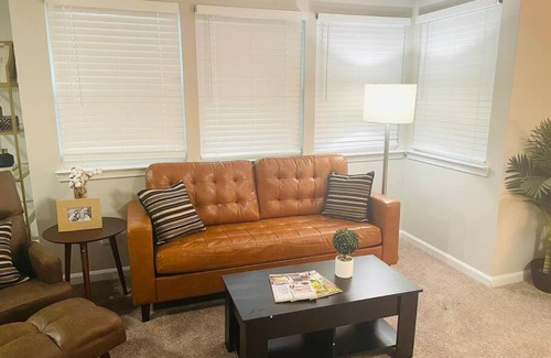 Sandy Springs Apartment | Cozy Suite Retreat: 30 Mins to Attractions with Pool