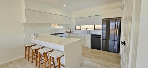 Kalbarri House | Family-Friendly Retreat at The Crab Shack - Kalbarri WA
