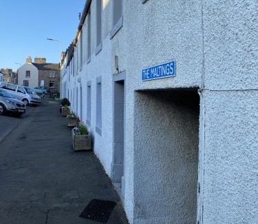 Crail Apartment | Discover The Crail Maltings: Family-Friendly 4-Star Retreat