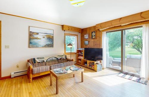 Penobscot House | The Creek