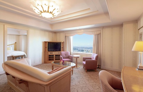 Kashiwa Hotel | Top-Rated Accommodation at The Crest Hotel Kashiwa