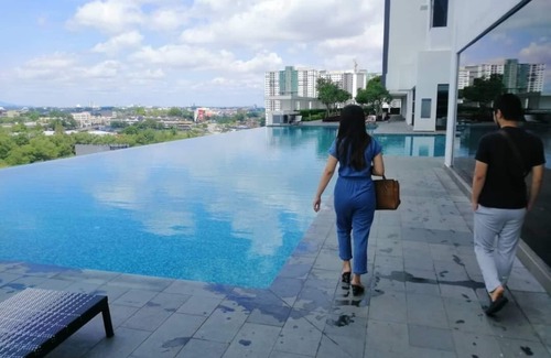 Central District Apartment | Experience Scenic Views at The Cribs Homestay