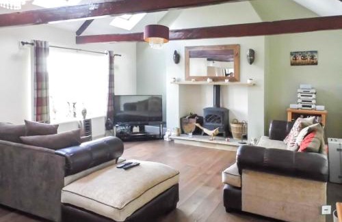 Longhorsley House | Guest Rated 10/10 at The Croft: Pet & Child Friendly Stay