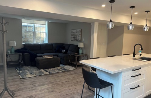 Burlington House | The Croft House - 2 bed, 1 Bath