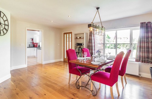 Stow Bedon Cottage | Cozy The Croft: Pet-Friendly Holiday Cottage in Watton
