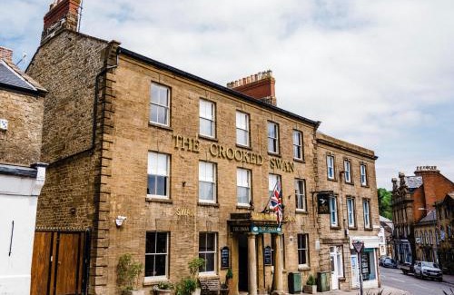 Crewkerne Hotel | Pet-Friendly Retreat at The Crooked Swan - Rated 9/10