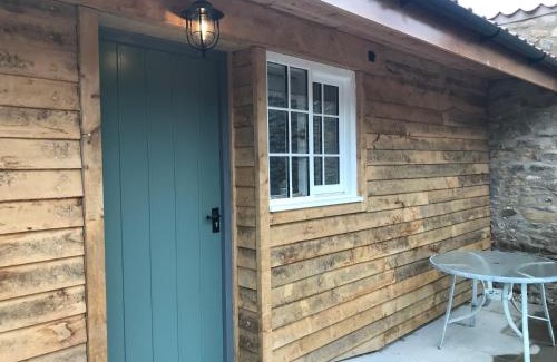 Hutton le Hole Cabin | Inviting Stay at The Crown, Hutton le Hole - Pet Friendly