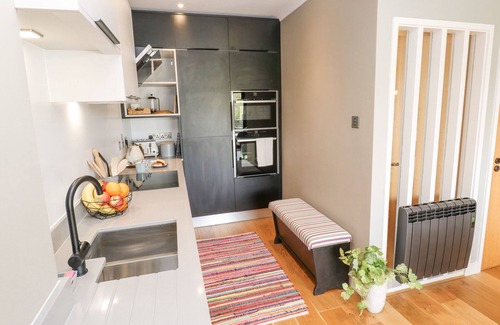 Maenporth Cottage | Family-Friendly Crows Nest with Pool in Maenporth, Cornwall