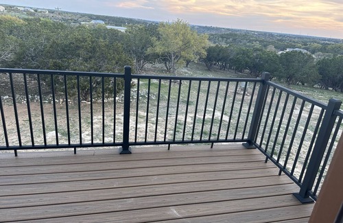 Kerrville House | Experience Wildlife and Views at The Crow's Nest