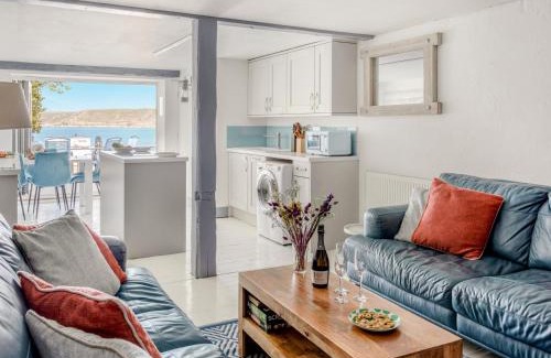 Sennen Cove Apartment | The Cubby Hole