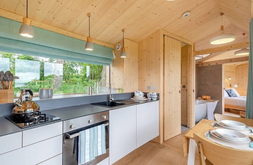 Bankend Cottage | Oceanfront 1 Bedroom Retreat in Glencaple, Near Dumfries