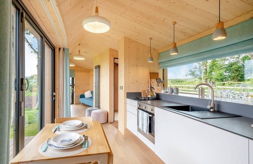 Bankend Cottage | Oceanfront 1 Bedroom Retreat in Glencaple, Near Dumfries
