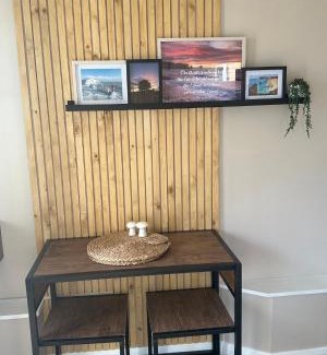 Freshwater Apartment | Pet-Friendly Getaway at The Cwtch Coastal Annex