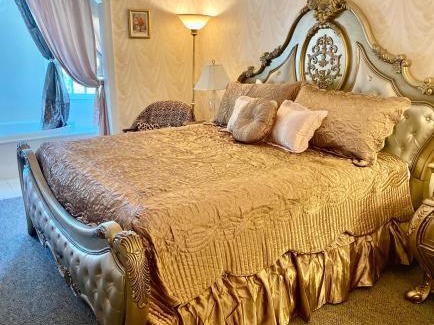 Conway Bed & Breakfast | Discover The Cypress Inn: Pet-Friendly & Highly Rated Stay
