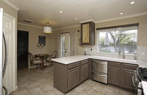 Cypress House | Cozy Daffodil Home with Spa, Hot Tub & Spacious Yard