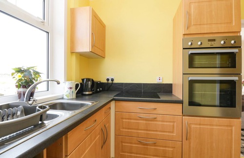 Newton Stewart Cottage | Pet-Friendly Dairy Cottage with Hot Tub in Whithorn