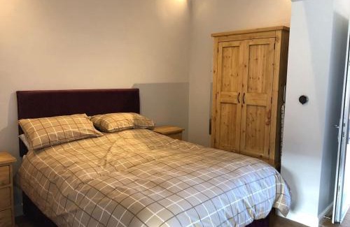 Cottingham Apartment | Charming Getaway at The Dairy, Wolds Way Cottages