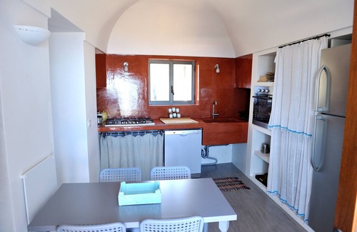 Kamma Villa | Experience The Dammuso Rosa and Henry: Oceanfront Bliss
