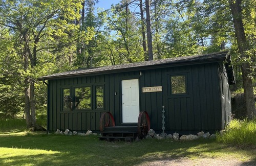 Keystone Cabin | The Dan Patch Cabin