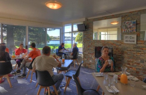 Devonport Hotel | Oceanfront Escape at The Dannebrog Lodge - Family Friendly