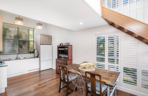 Cronulla House | Cozy Retreat at The Dans @ Woolooware - Steps to the Beach