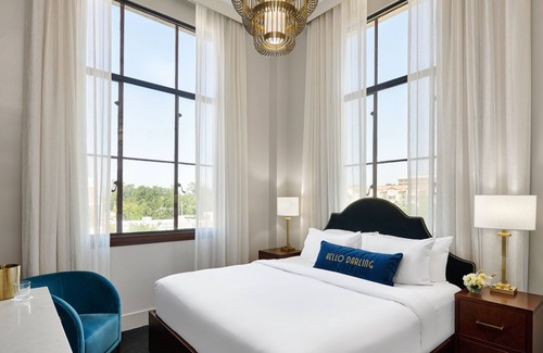Visalia Hotel | Experience The Darling Hotel: Rated 9.4 with Spa & Pool