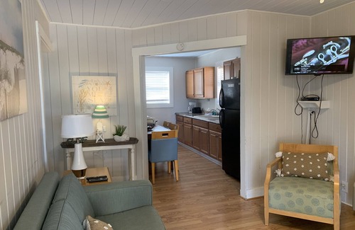 Downtown Myrtle Beach Cottage | Relax at The Darlington Cottages: Ocean Views & Pool Access