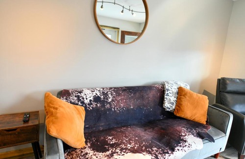 Darby Hotel | Pet and Child Friendly Stays at The Darmont Hotel