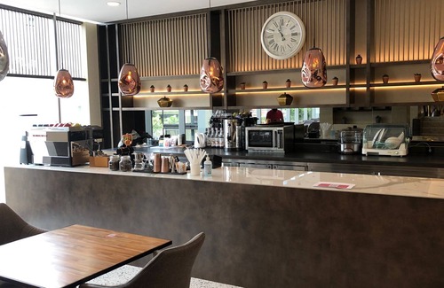 Semanggi Hotel | Remarkable Day Residence: Pool, Breakfast & Family-Friendly
