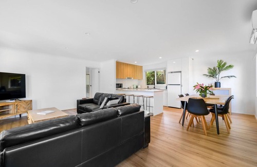 Anglesea House | Family-Friendly Getaway at The Deck House - Anglesea