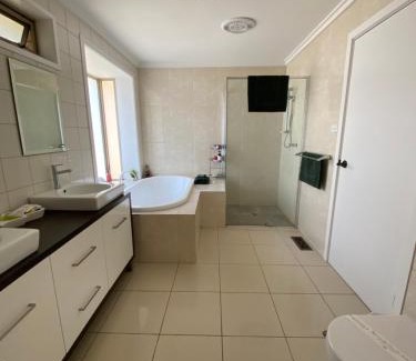 Kilmore House | The Delightful Tee House - Kilmore