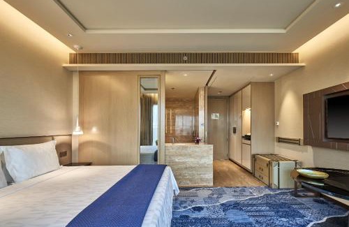 Whitefield Hotel | Relax at The Den, Bengaluru - 5-Star Oceanfront Retreat