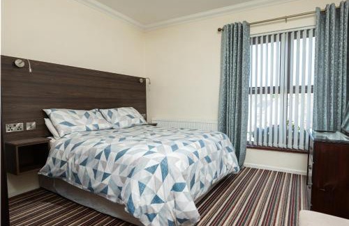 Castlederg Bed & Breakfast | Guest Rated 9/10: Experience The Derg Arms B&B Stay