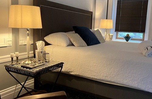 Catasauqua House | Discover Relaxation at The Dery House with Pool & Spa