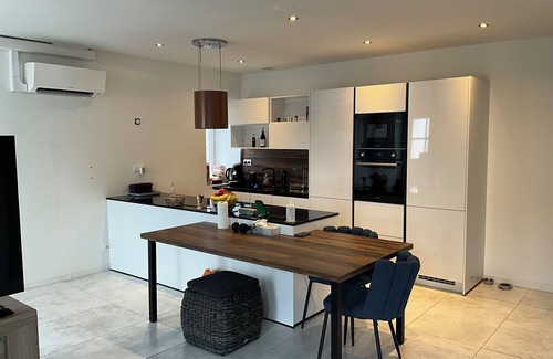 Sennecey-les-Dijon House | The Dijon oasis