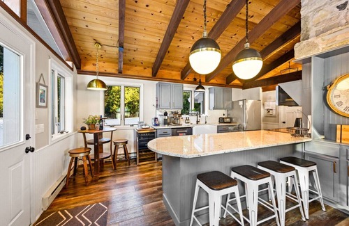 Rowleys Bay House | Idyllic Waterfront Retreat Steps from Sister Bay