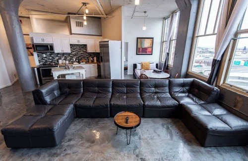 West Main Historic District Condo | Top-Rated 2 Bedroom Loft with River View in Downtown Louisville