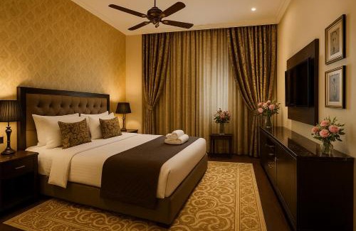 Hansot Mahal Hotel | Experience Ramayan Cottage: 4-Star Retreat with Hot Tub