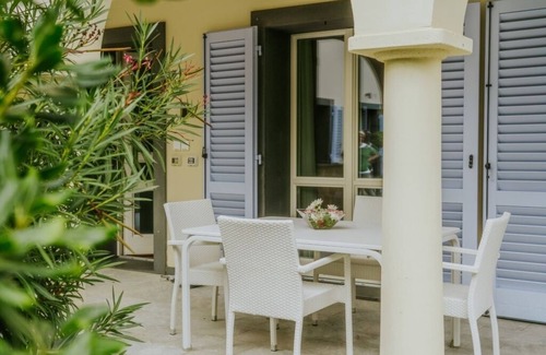 San Vincenzo Apartment | Family-Friendly Retreat at The Dolphin - Pagello Apartment