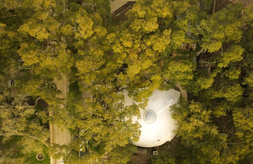 Lakeshore Addition House | The DOME House ~An Iconic Stay on Lake Austin~