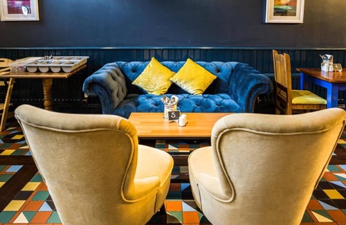 Newcastle Bed & Breakfast | Inviting Stay at Donard Hotel with Breakfast & Family Amenities