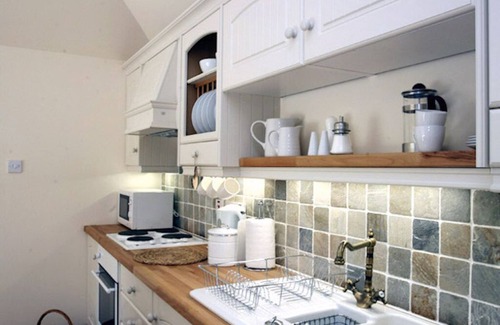 Dunning Cottage | Romantic Getaway at The Doocot: Rated 10/10 with Ocean View